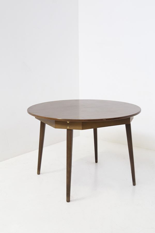 Vittorio Gregotti - Large round opening table attributed to Vittorio Gregotti