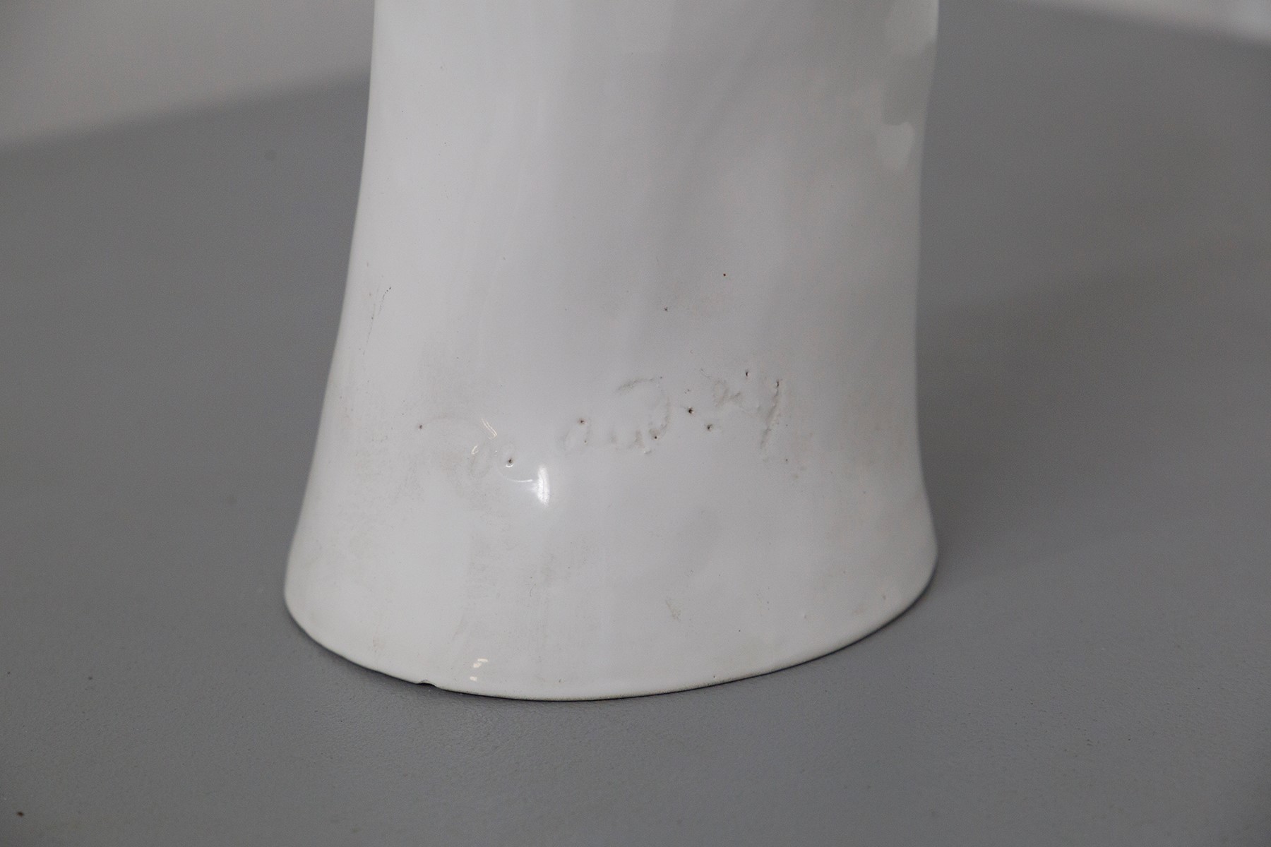 Scultura busto di donna in ceramica