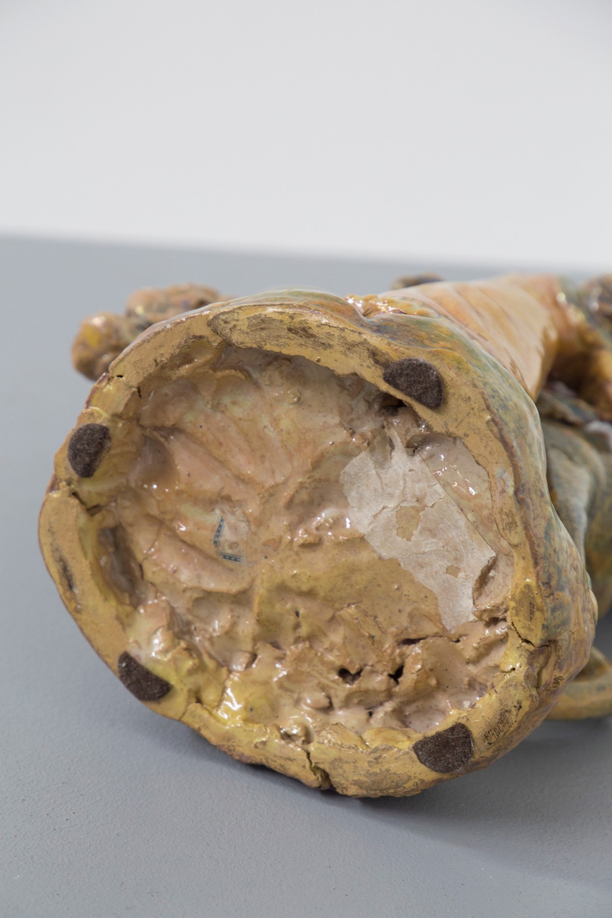 Ceramica smaltata Dama e Cavaliere Faenza