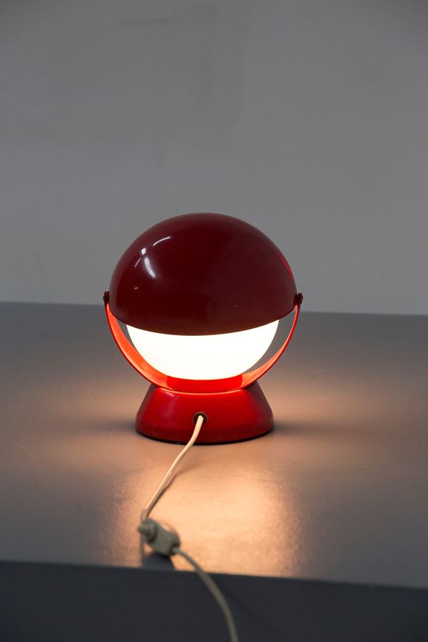 Lampada  Stilnovo rossa (paralume rotto)