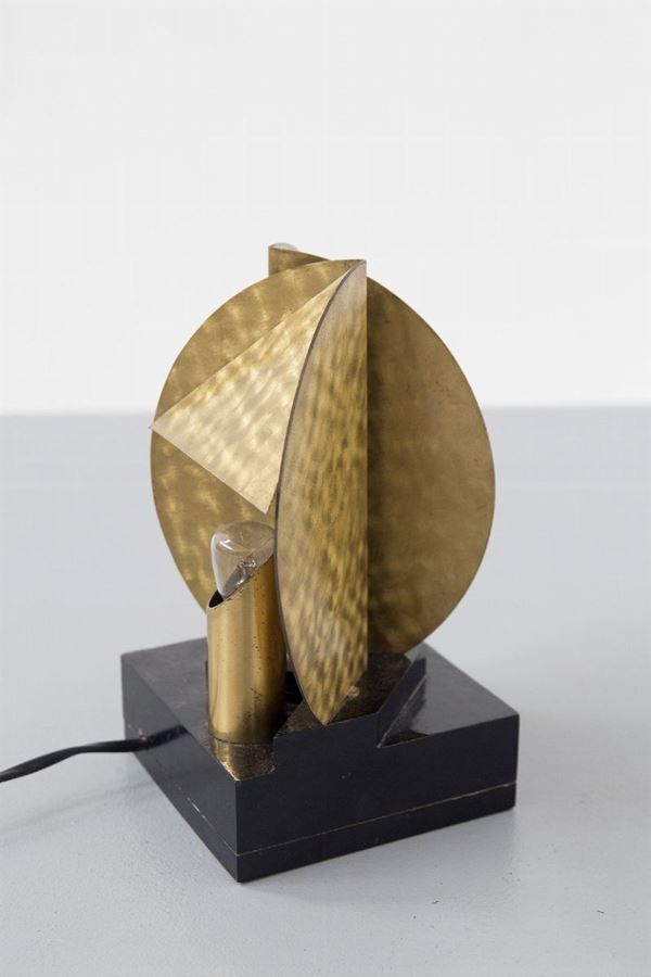 Brass table lamp in (cubist) style