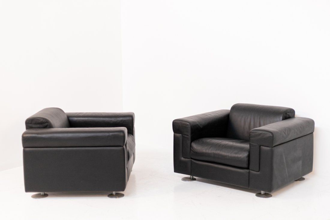 OSVALDO BORSANI for TECNO. Pairs of Armchairs.