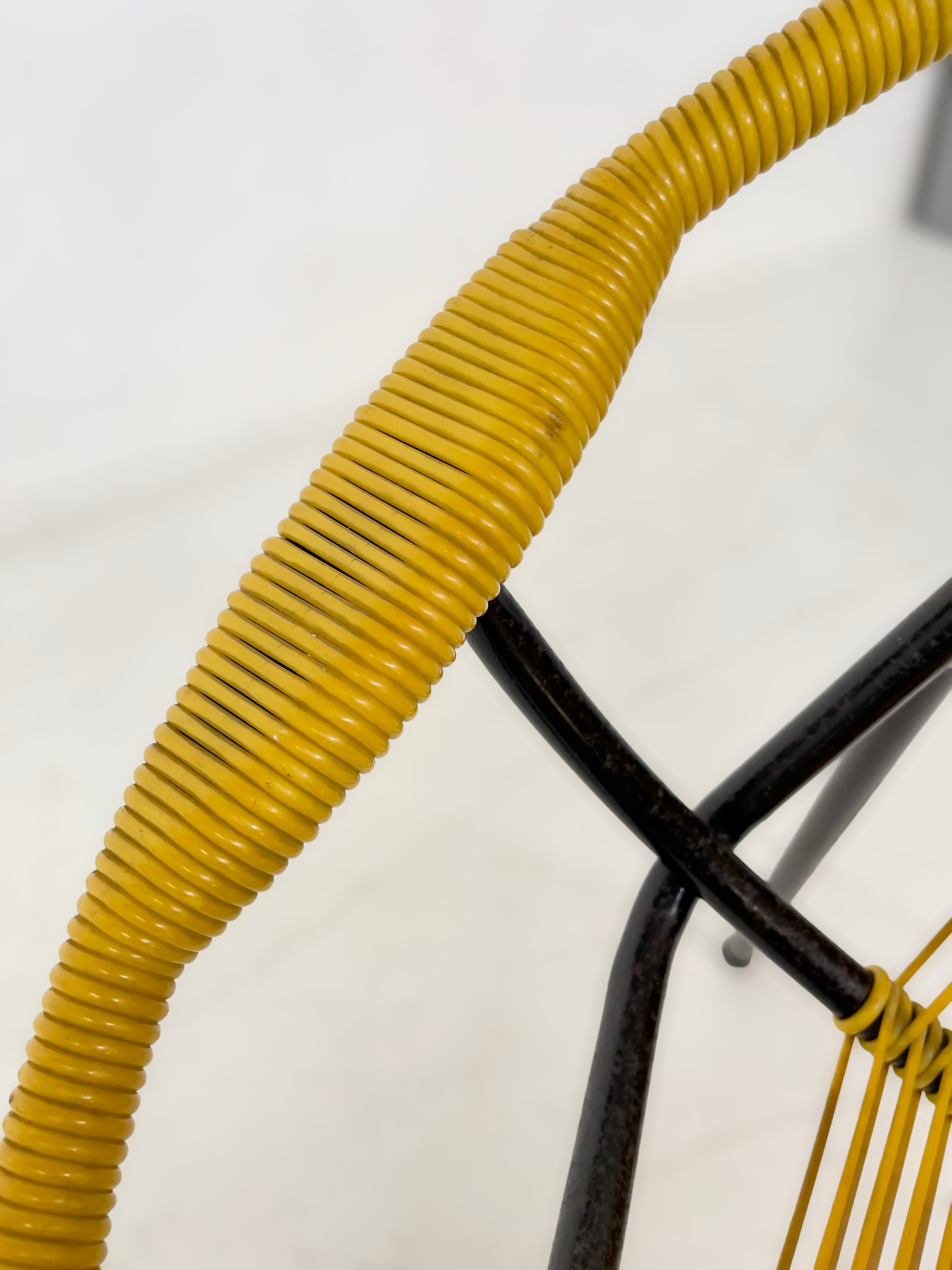 Coppia di Poltroncine da Giardino "spaghetti" Rotonde in Metallo