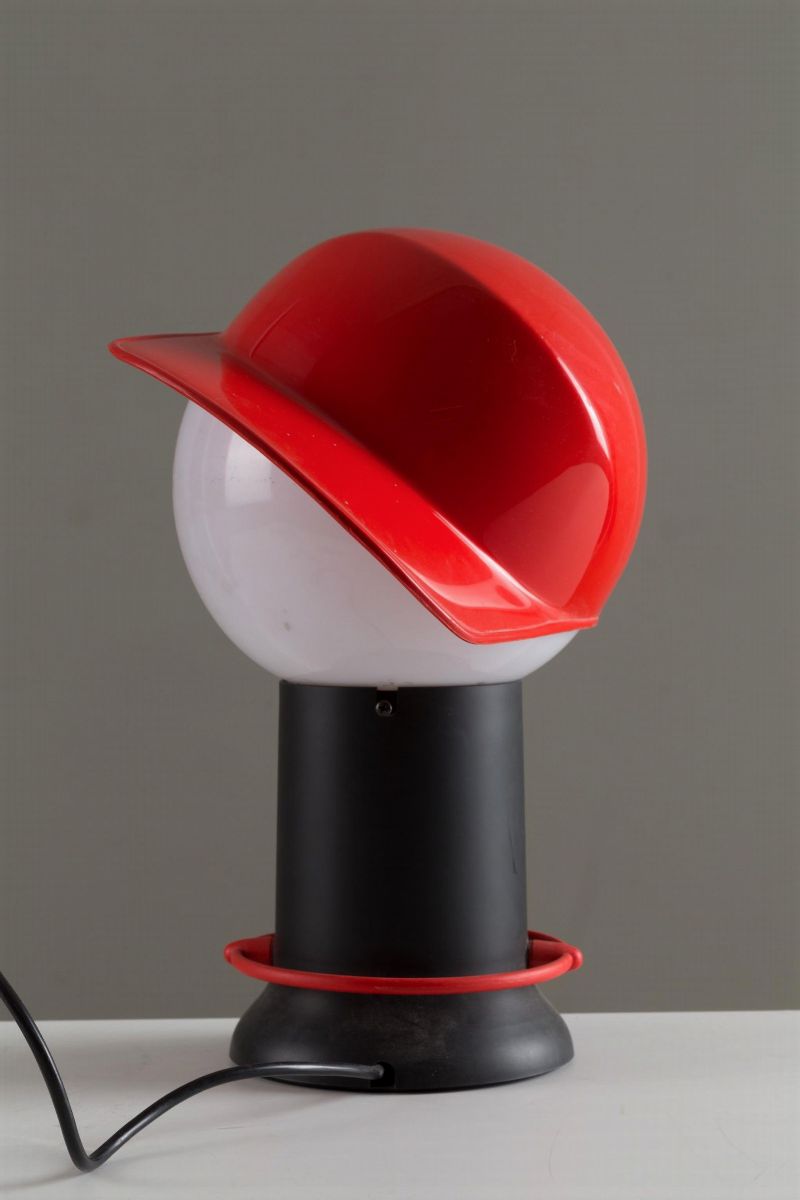 GIORGETTO GIUGIARO.table lamp mod. Cap. BILUMEN