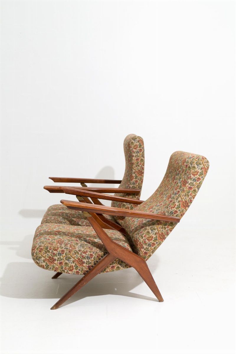 ANTONIO GORGONE. Two armchairs with floral fabric