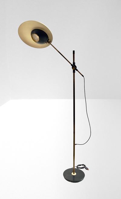 Lampada da Terra By Oscar Torlasco per Lumi