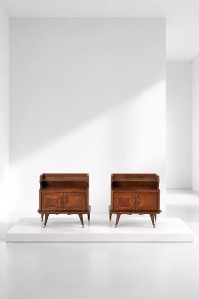 Coppia di comodini in legno e vetro (anni ’50)