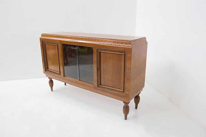 Credenza in legno, etichetta originale