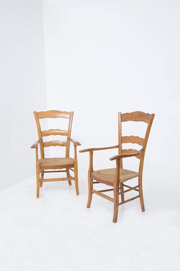 Paolo Buffa - Due sedie capotavola attr. a Paolo Buffa in legno e paglia