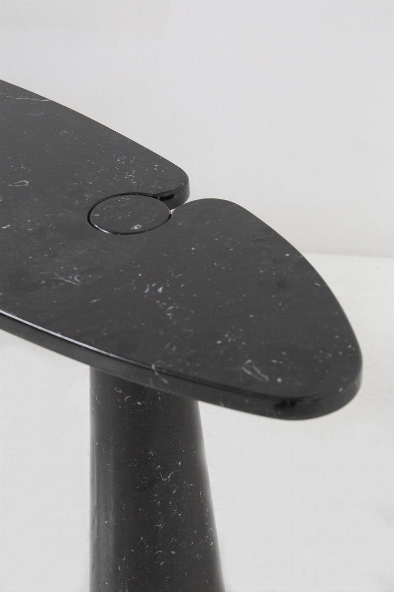 Consolle in Marmo Nero di Angelo Mangiarotti