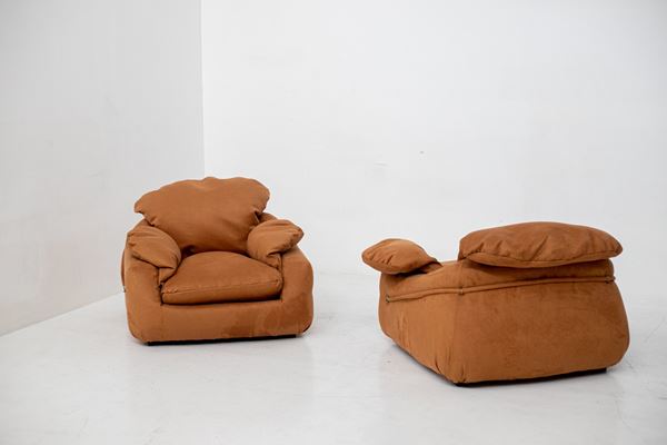 Italian armchairs in fabric
