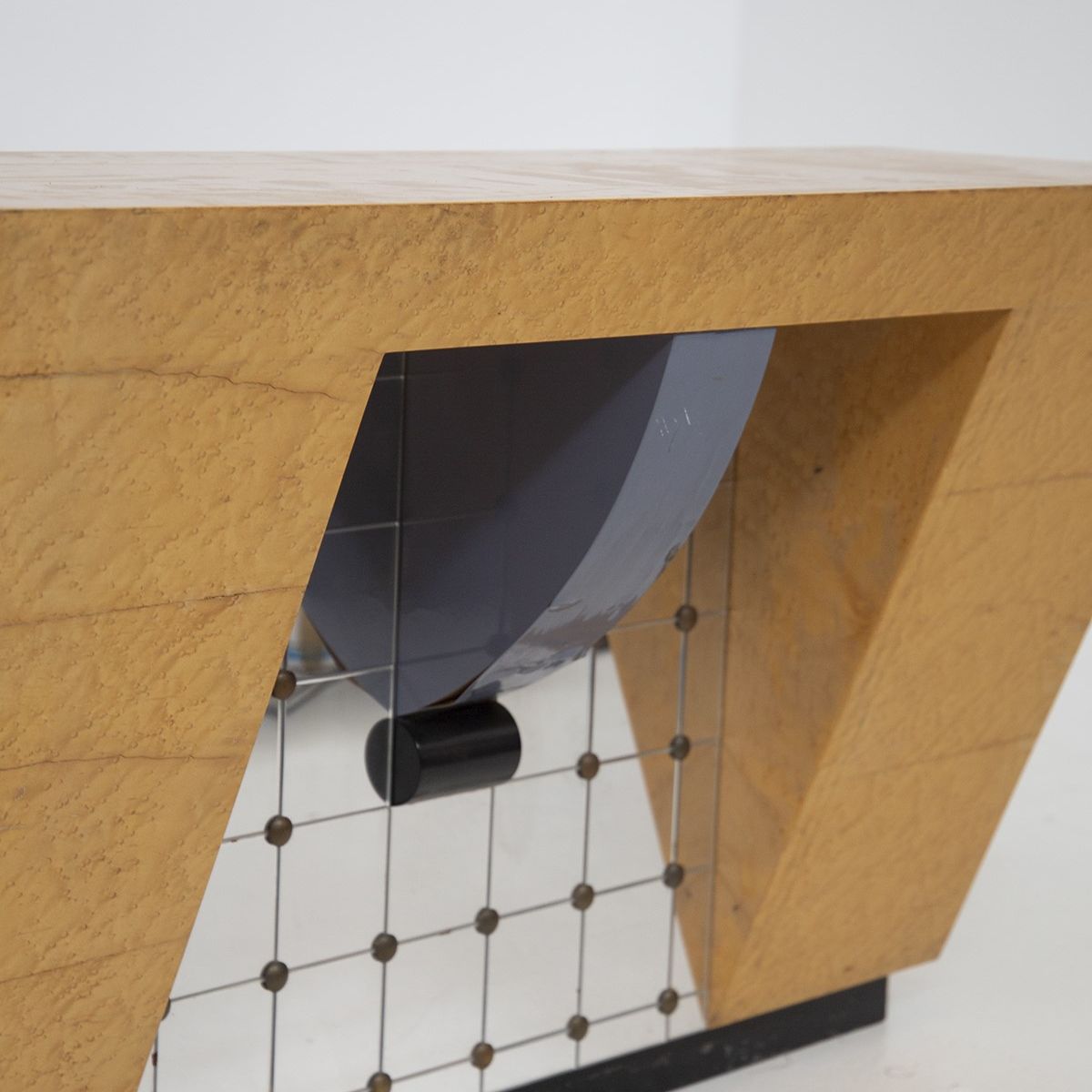 Michael Graves Bed Model "stanhope" By Memphis