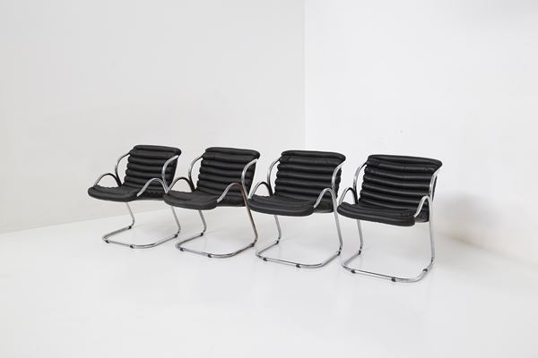 Set di quattro sedie italiane in pelle