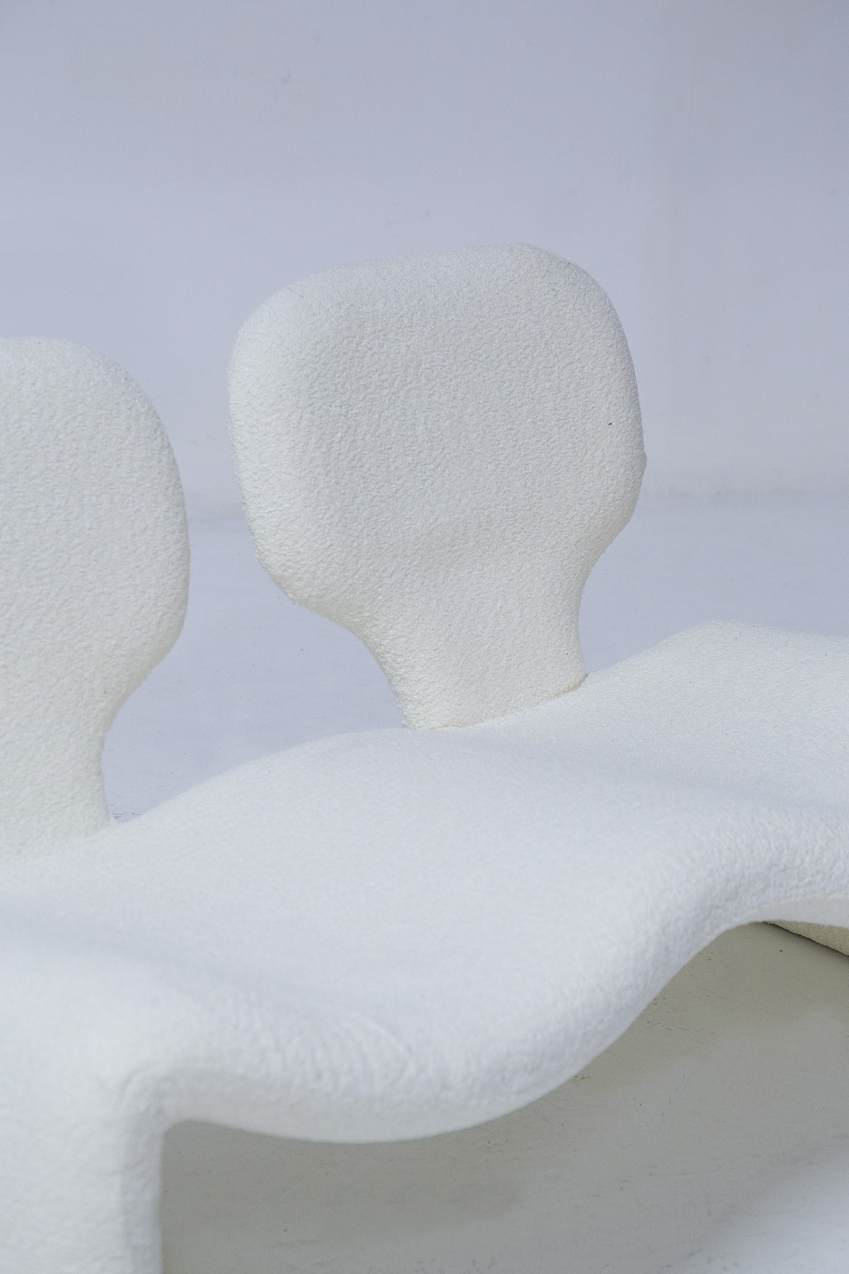 Sofa di Olivier Mourgue Mod. Djinn in Boucle Bianco