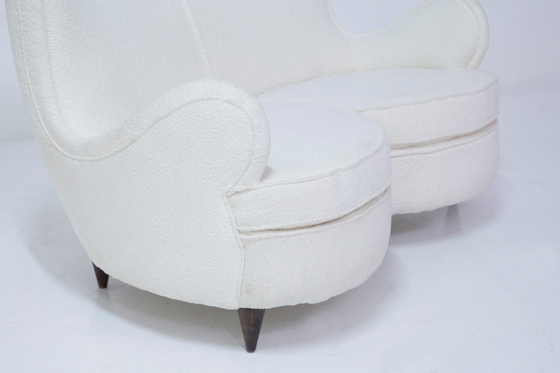 Divanetto Italiano bianco in boucle