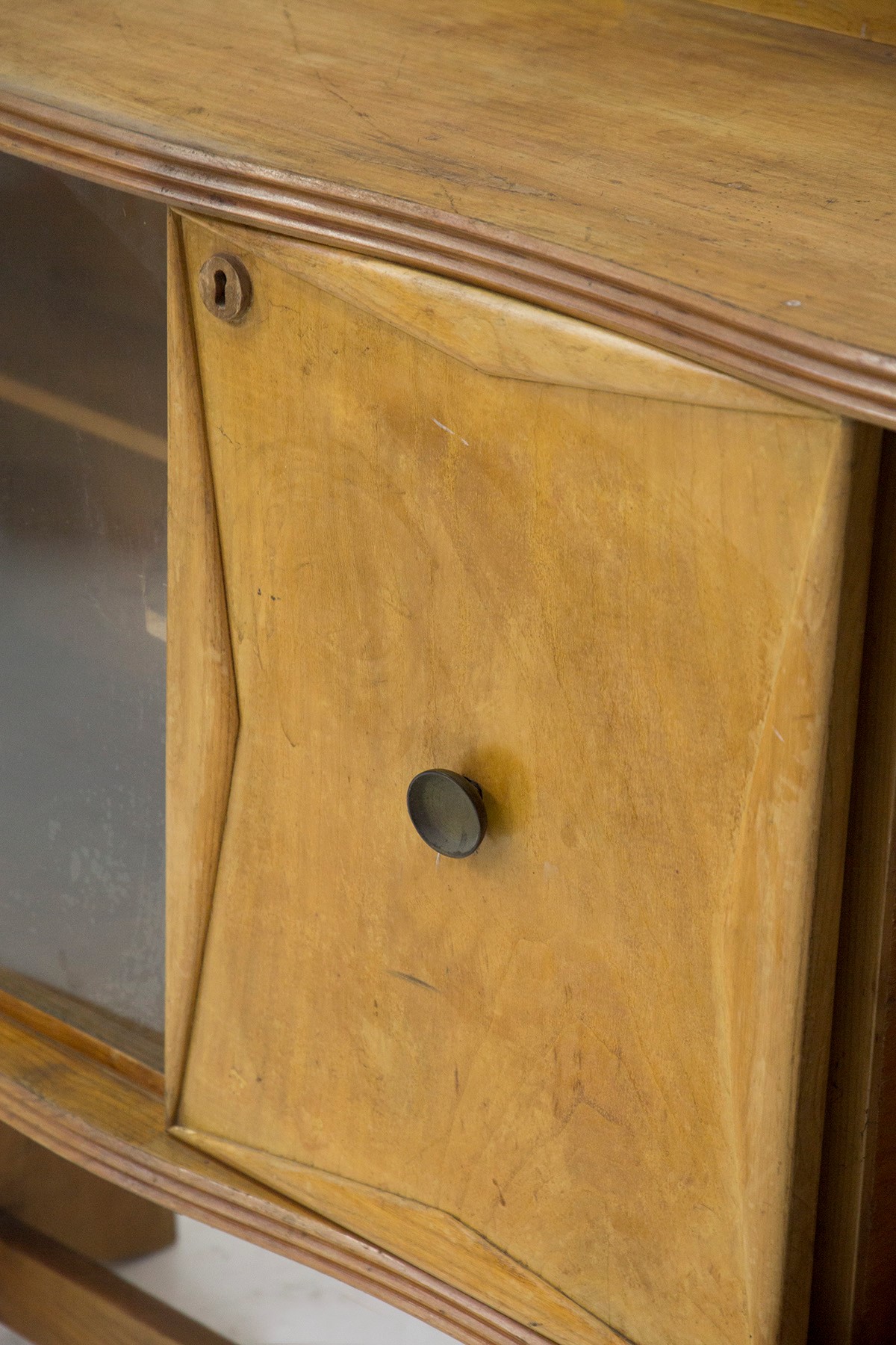 Credenza a due ante di Paolo Buffa