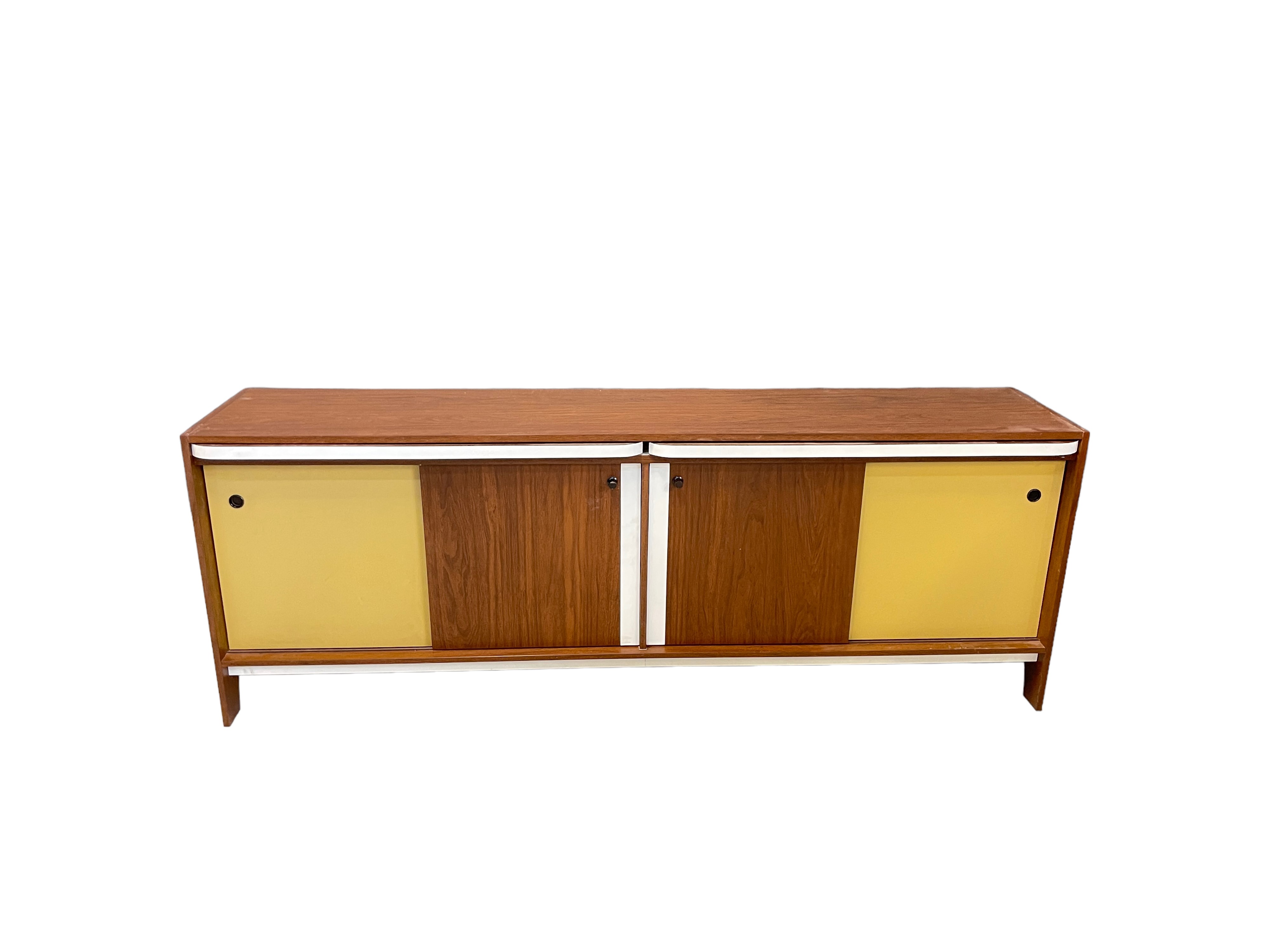 Sideboard in legno
