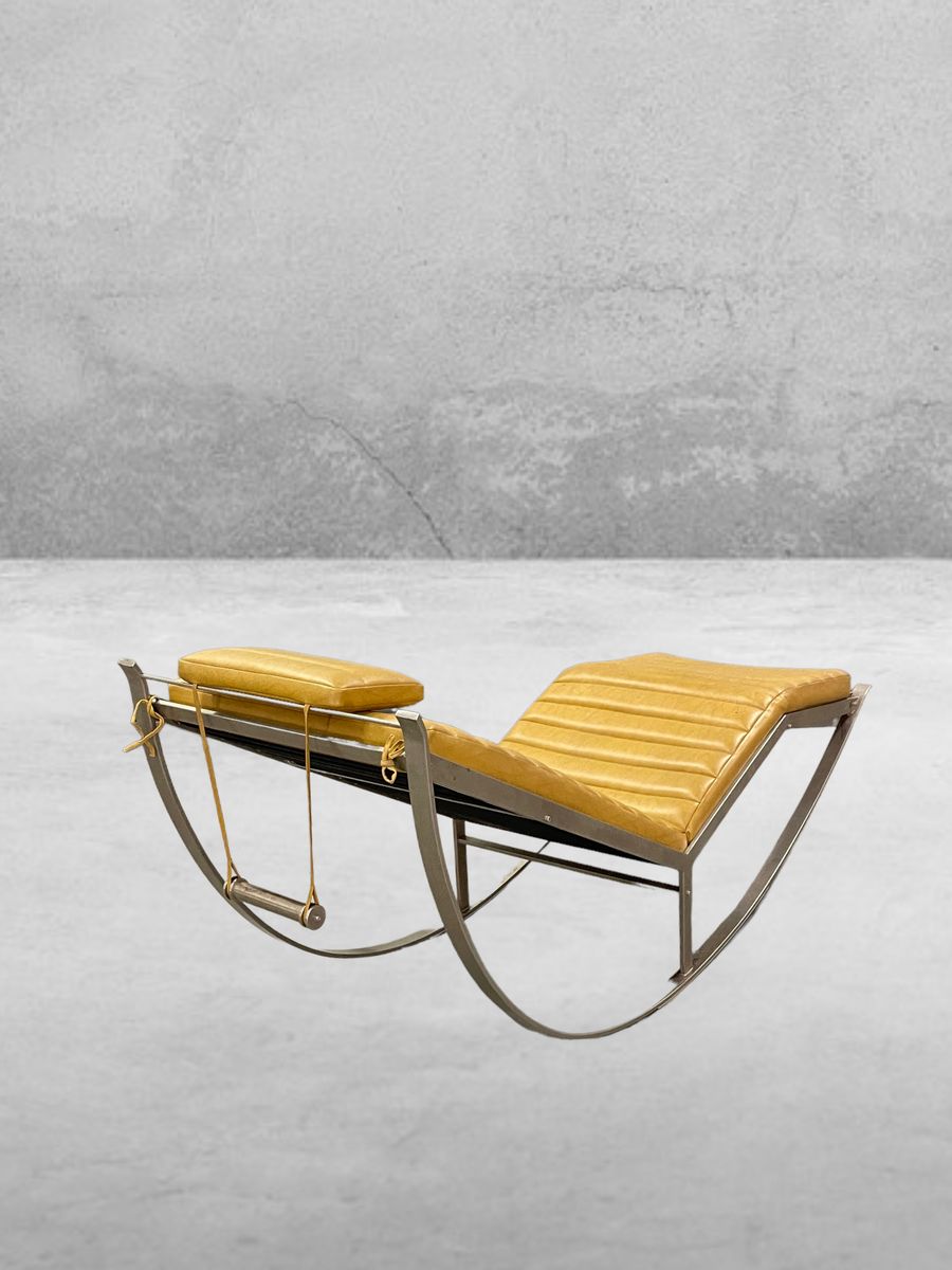 Iconica Chaise Longue Dondolo di Willy Rizzo. Pubblicata su Casa Vogue.
