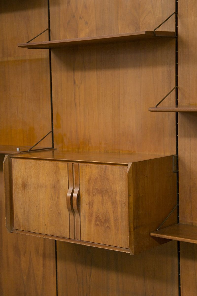 Grande libreria a muro vintage in legno