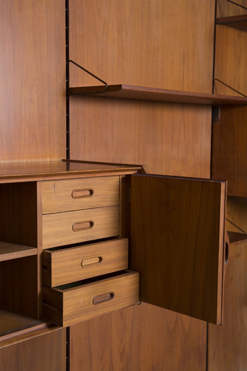 Grande libreria a muro vintage in legno