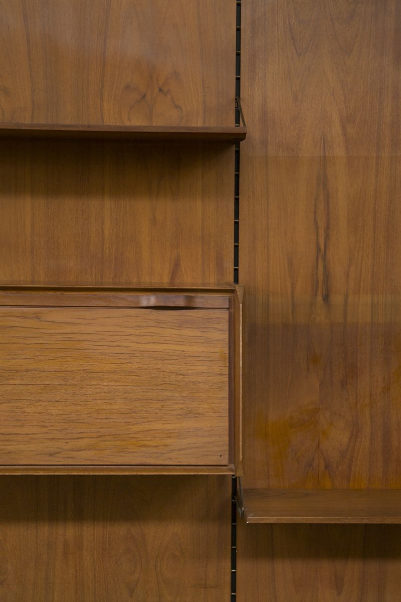Grande libreria a muro vintage in legno