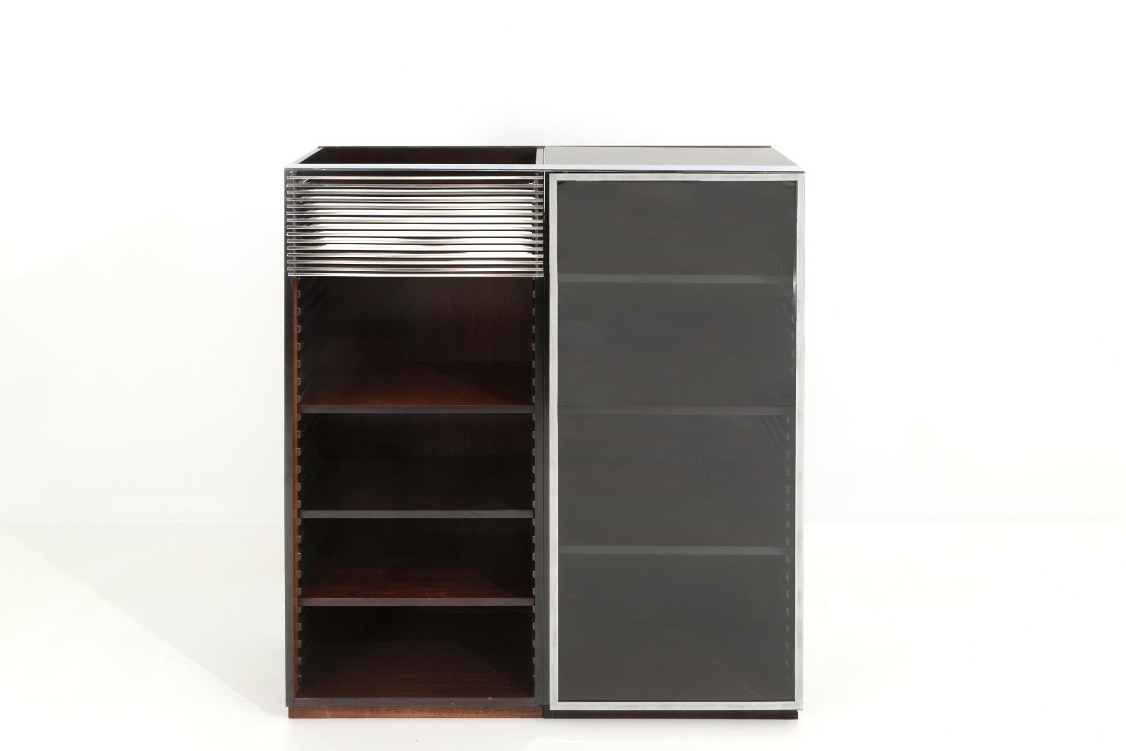 Credenza in legno, acciaio cromato e vetro