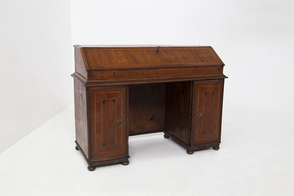 Manifattura francese - French Antique and elegant wooden writing desk