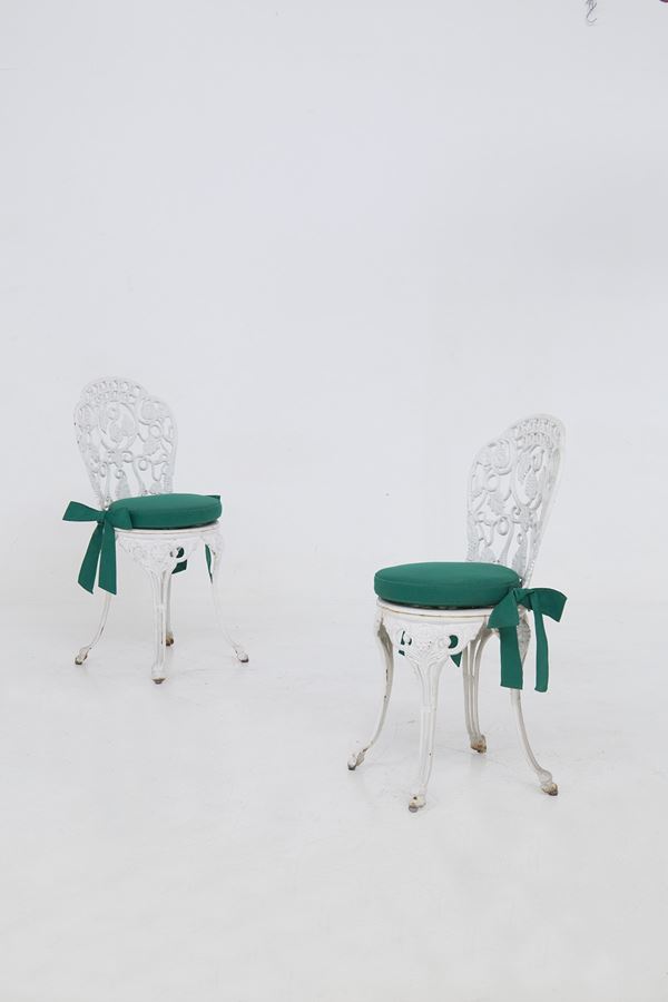 Manifattura Inglese - Victorian English Cast Iron Chairs and Original Fabric
