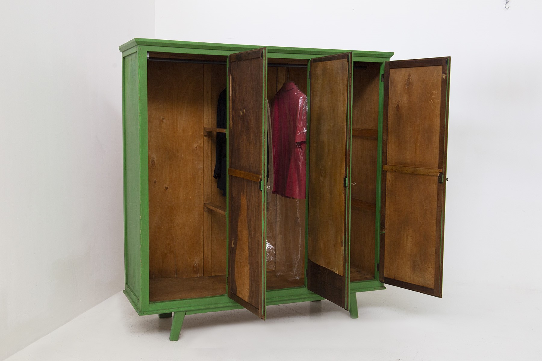 Armadio Francese in Legno Verniciato Verde