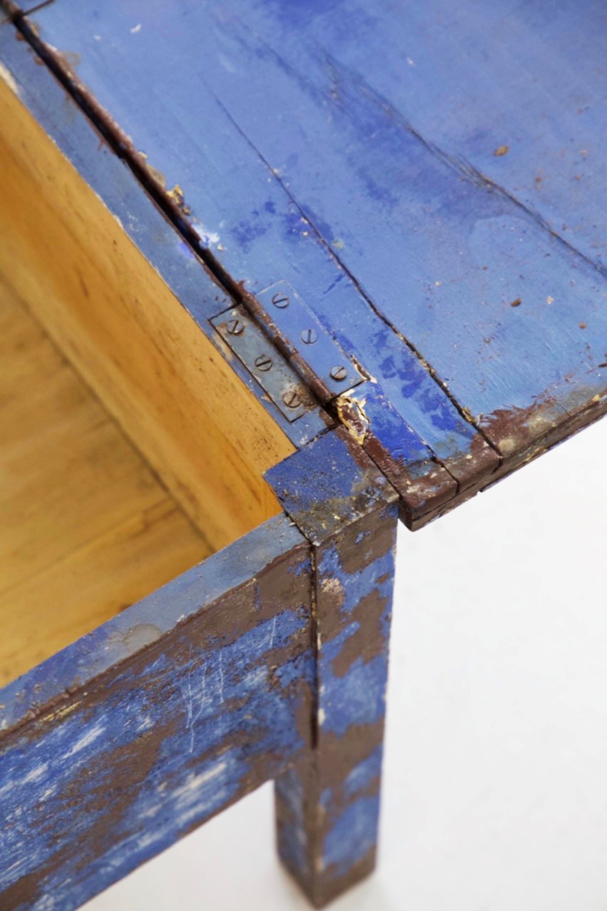 Manifattura Italiana - Coppia di sgabelli in legno con piano apribile a cerniera