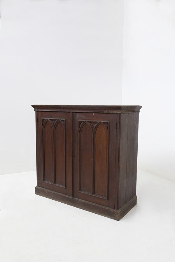 Antique Gothic high cupboard of the galloping Queen Holland