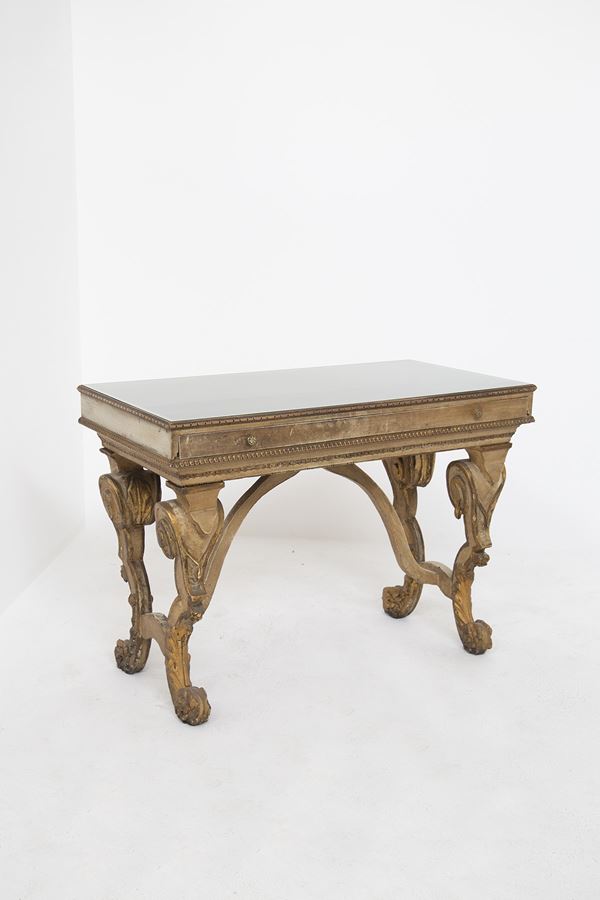Scrivania antica barocca in legno dorato e vetro
