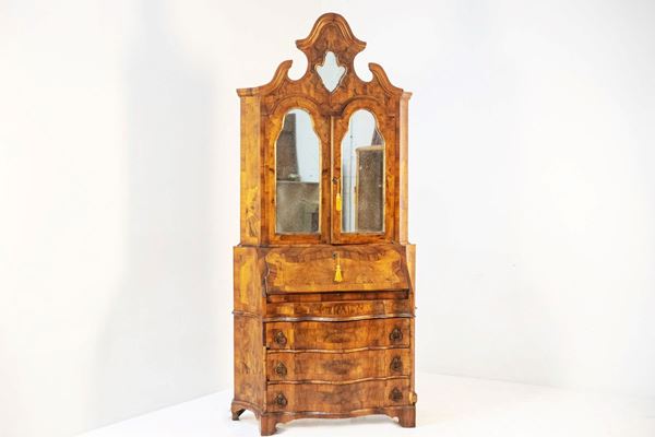 Manifattura francese - Louis XV Style Cabinet 