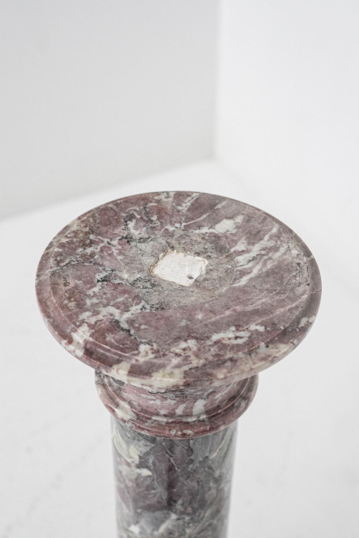 Colonna Francese di Metà Secolo in Marmo Rosso