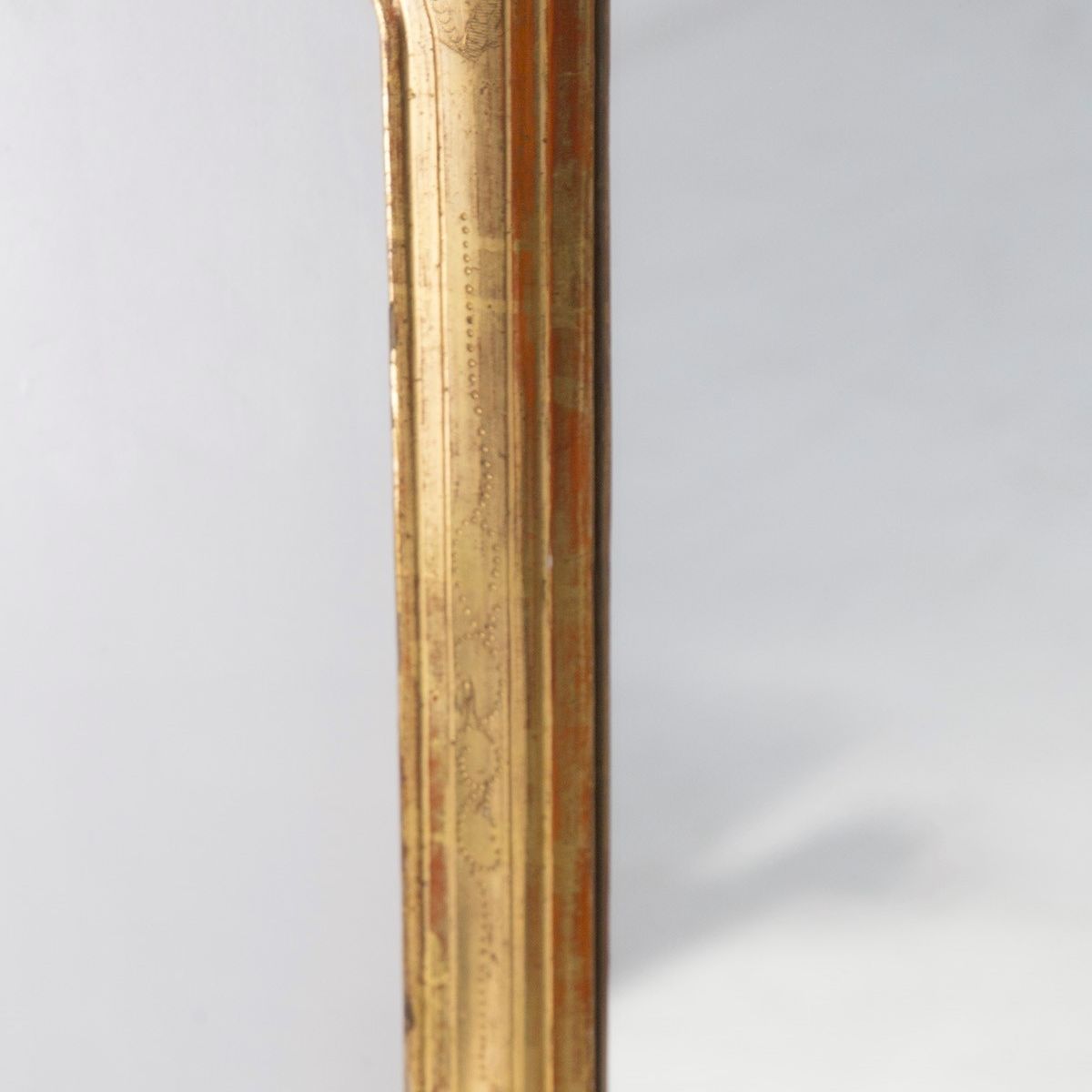 Specchio da Parete Antico in Legno Dorato