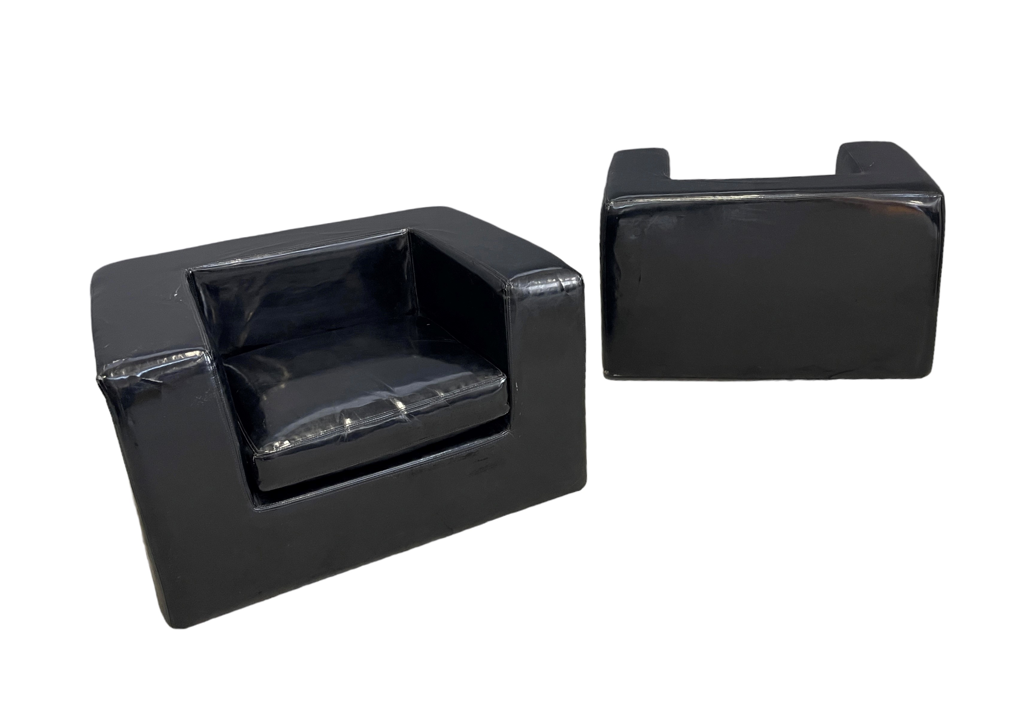 Coppia di Poltrone Throw Away di Zanotta