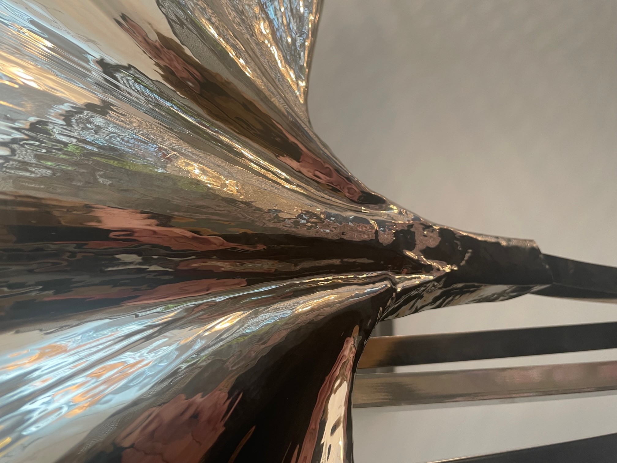 Lampada da Terra Tropicale Italiana in Ottone Nichelato