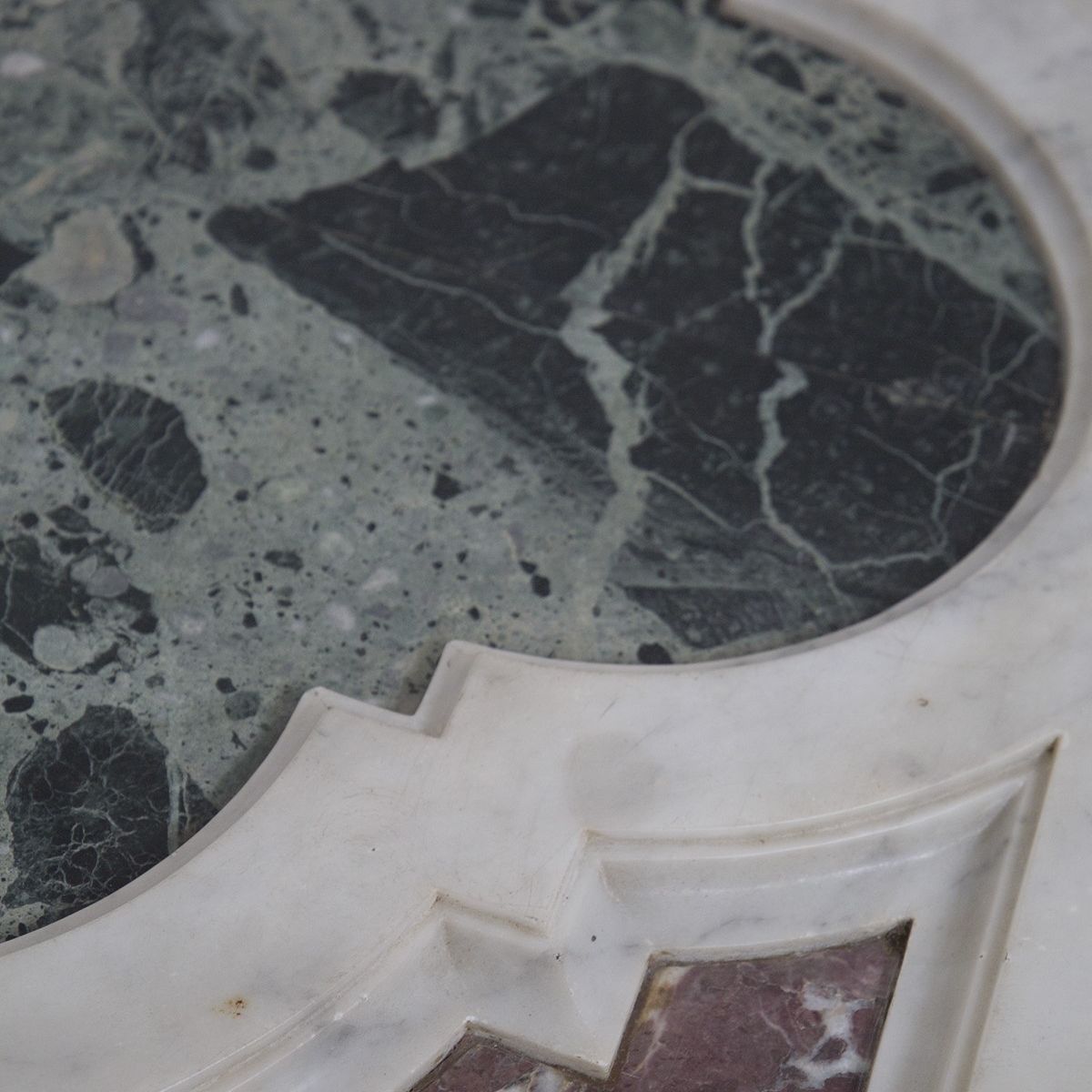 Tavolo da Salotto D'epoca in Vari Marmi e Ferro