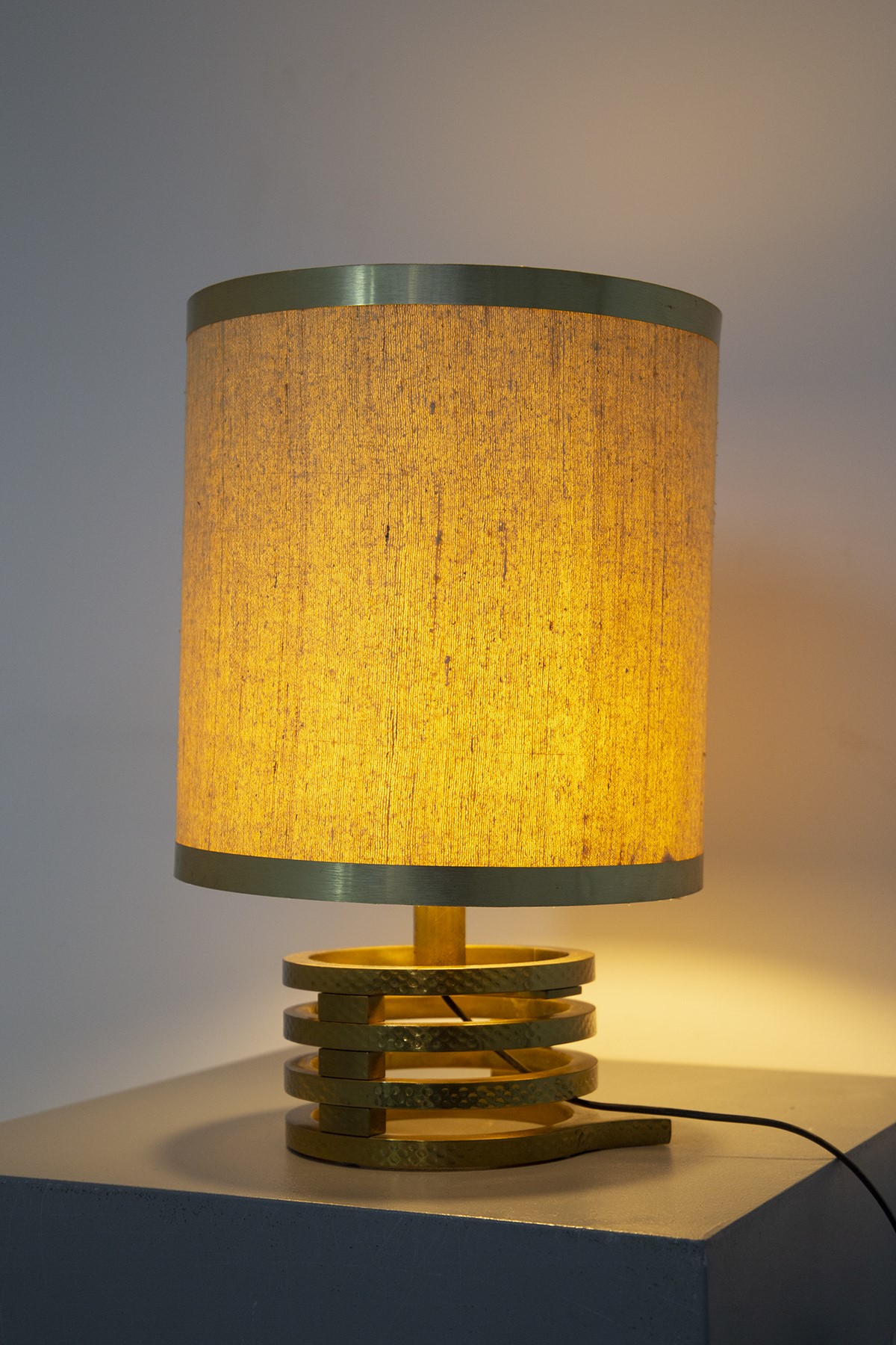 Lampada da Tavolo in Ottone e Tessuto