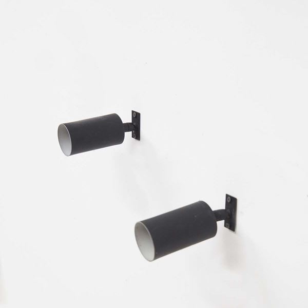 Coppia di lampade da parete in alluminio verniciato