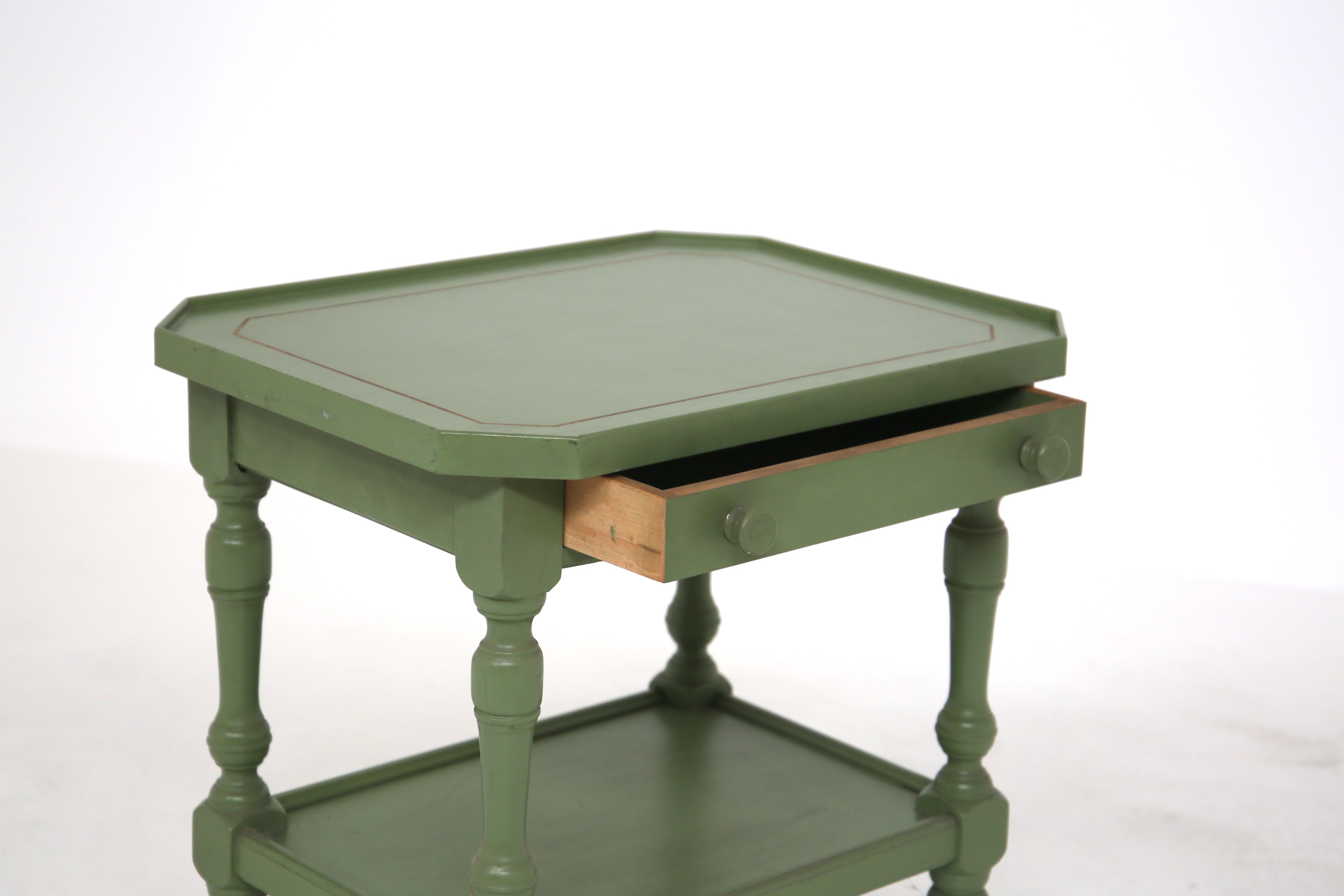 Tavolino da Divano in Legno Laccato Verde