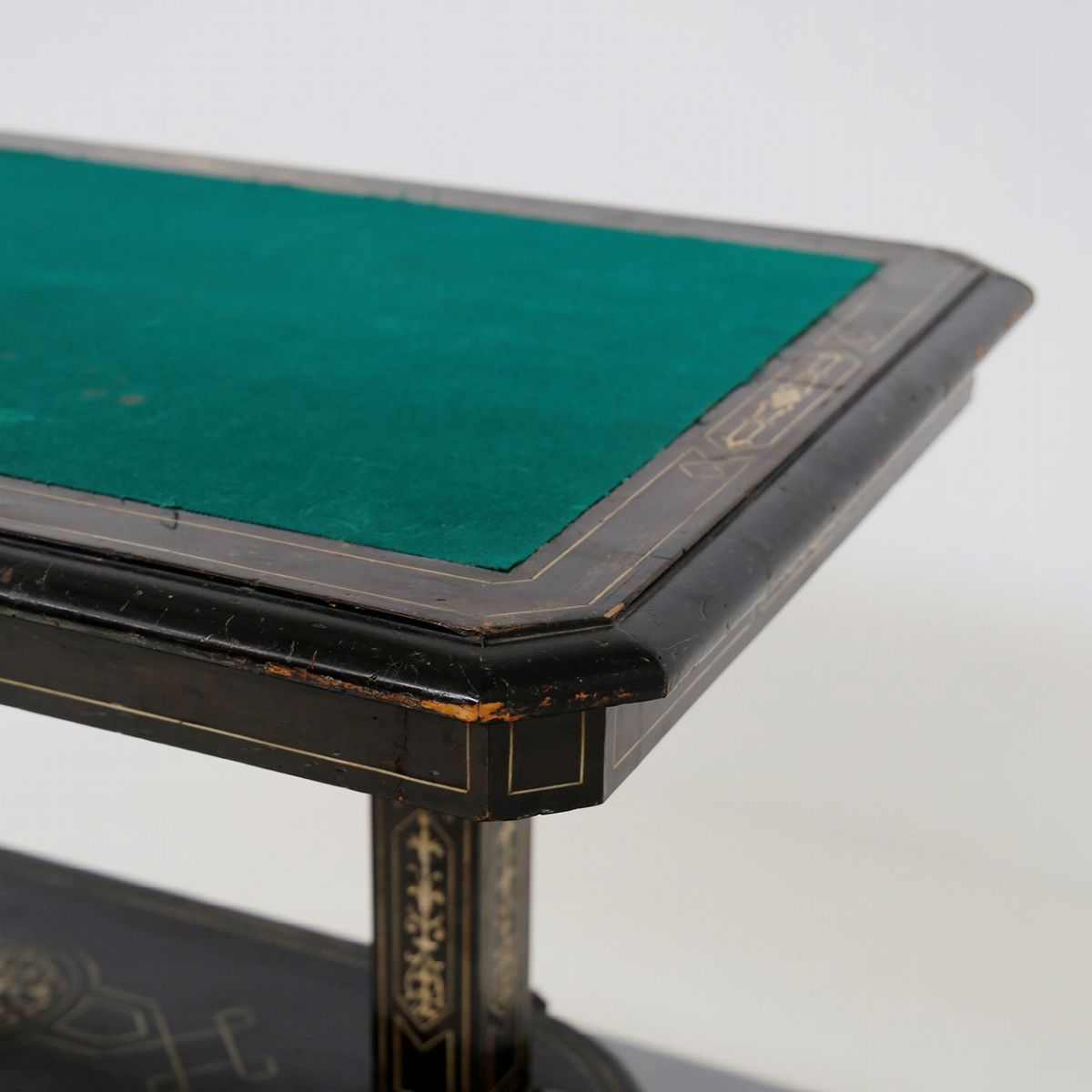 Tavolo Antico da Gioco in Panno Verde ed Inserti