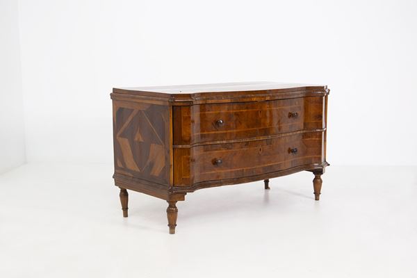 Manifattura Italiana - Antique Italian Veneto Dresser