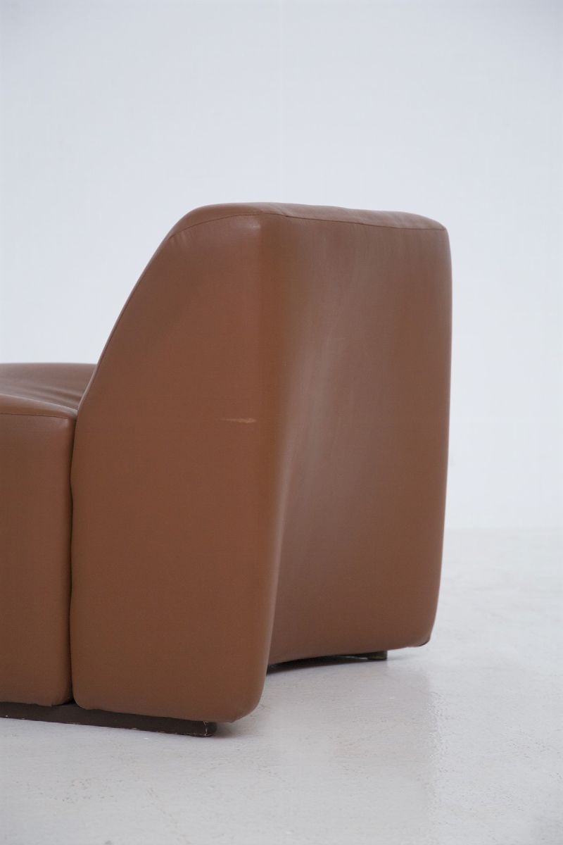 Divano Vintage Italiano a Quattro Moduli in similpelle Marrone