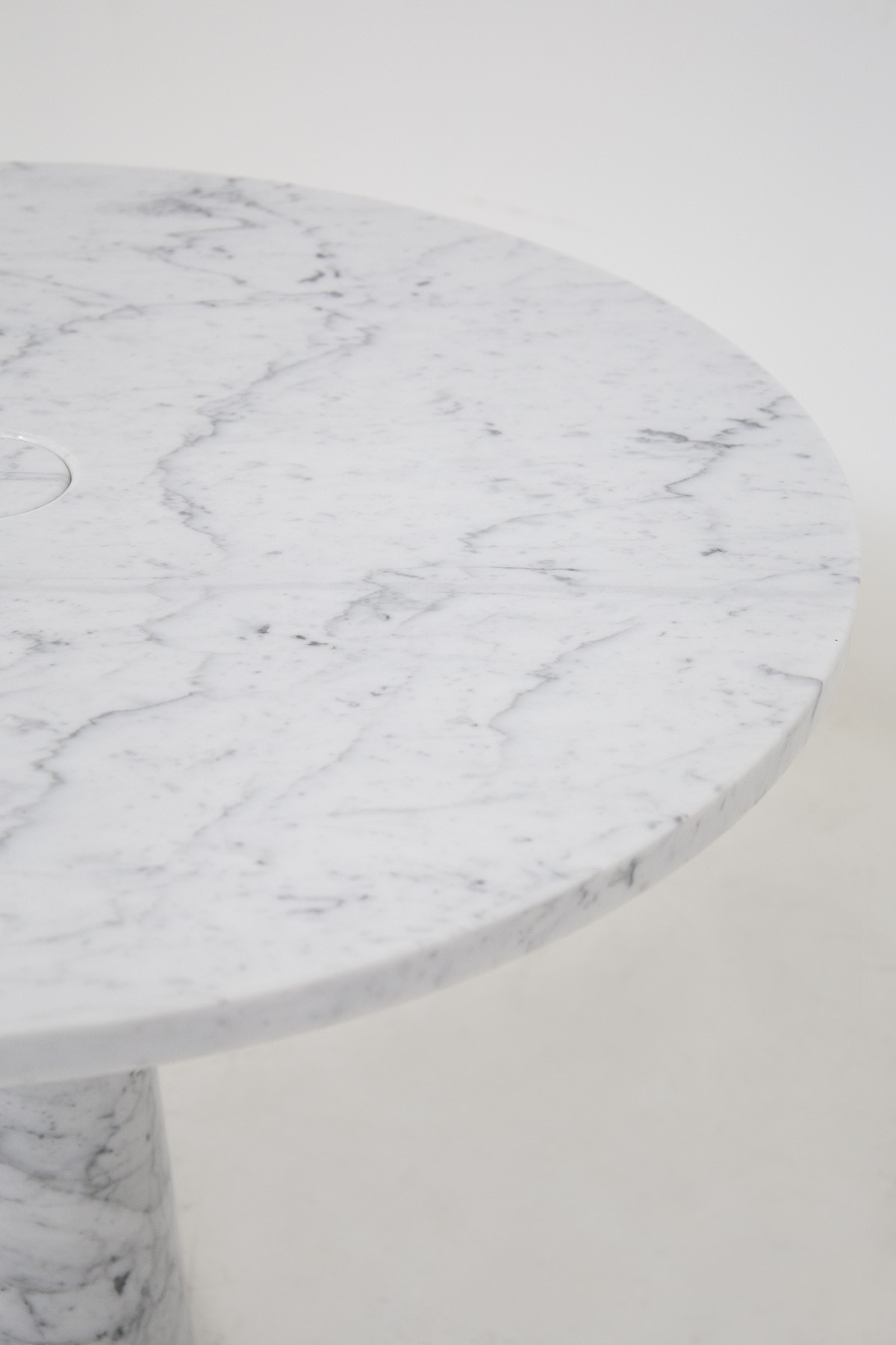Angelo Mangiarotti Carrara Marble Table For Skipper, Original Label