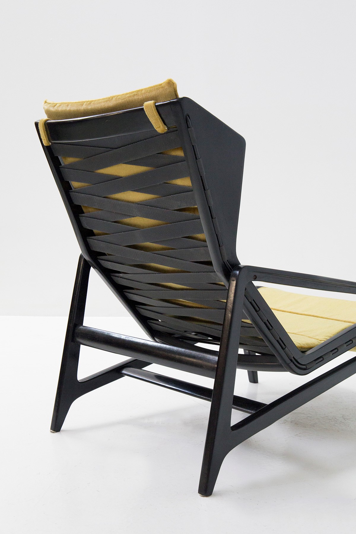 Coppia di Poltrone Gio Ponti per Cassina Mod. 811, Etichetta Presente
