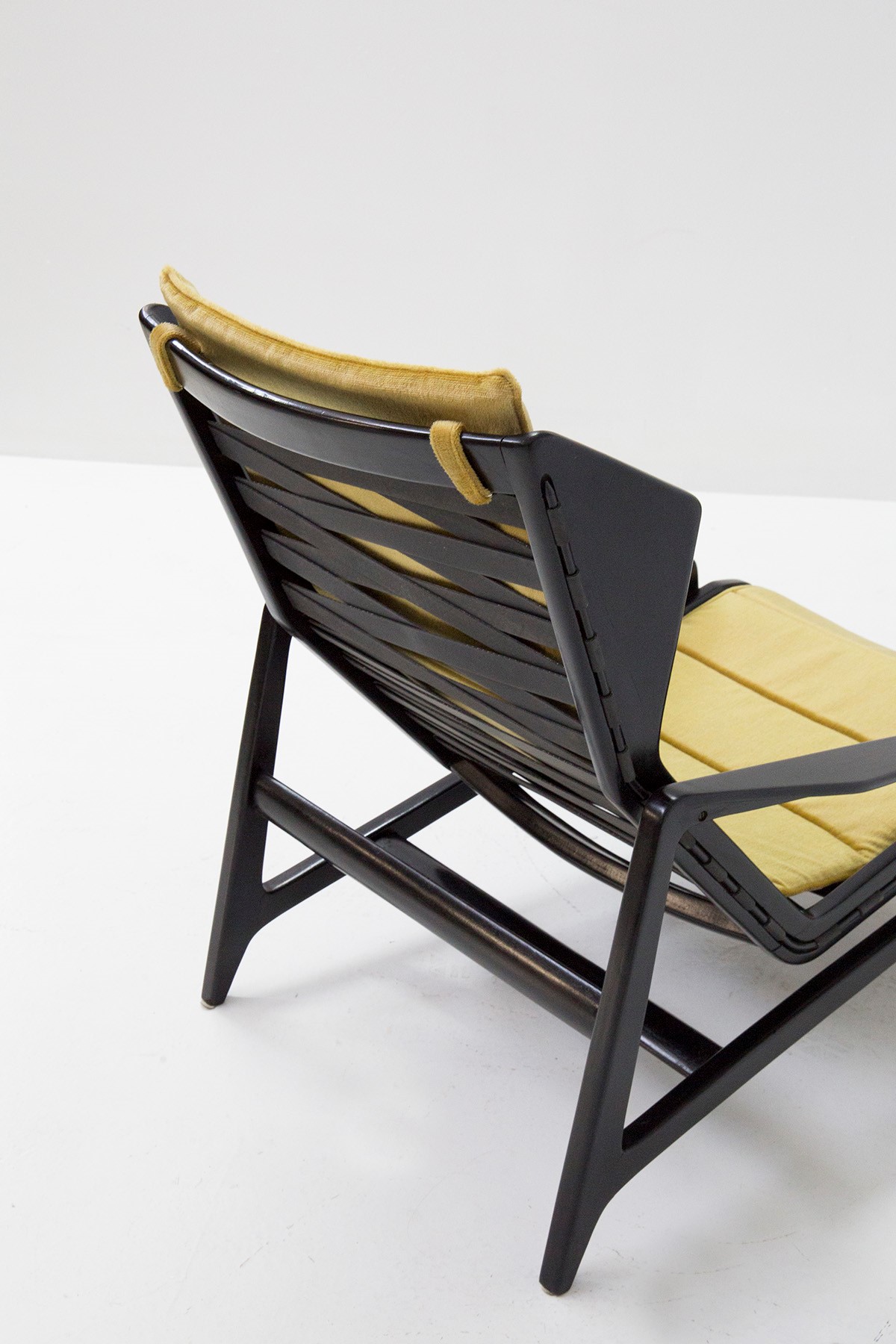 Coppia di Poltrone Gio Ponti per Cassina Mod. 811, Etichetta Presente
