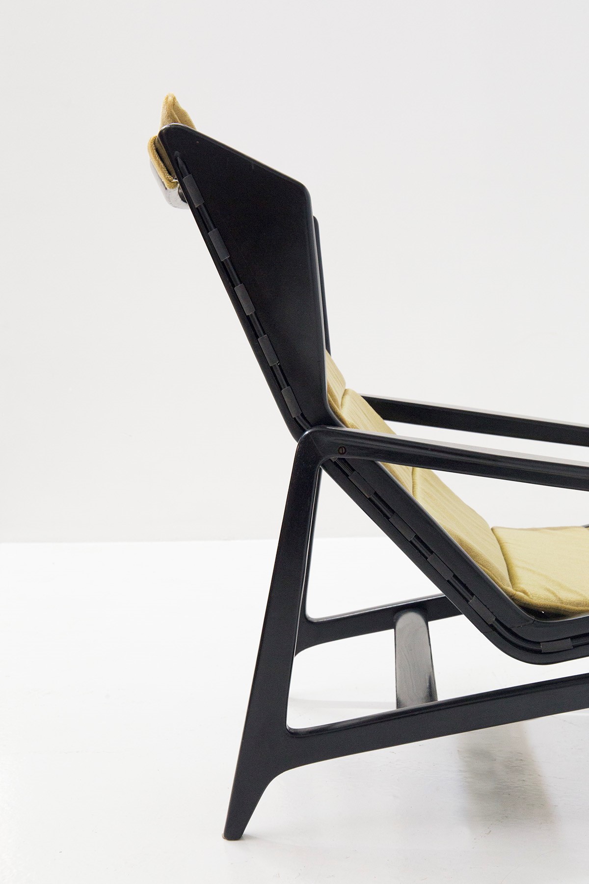 Coppia di Poltrone Gio Ponti per Cassina Mod. 811, Etichetta Presente