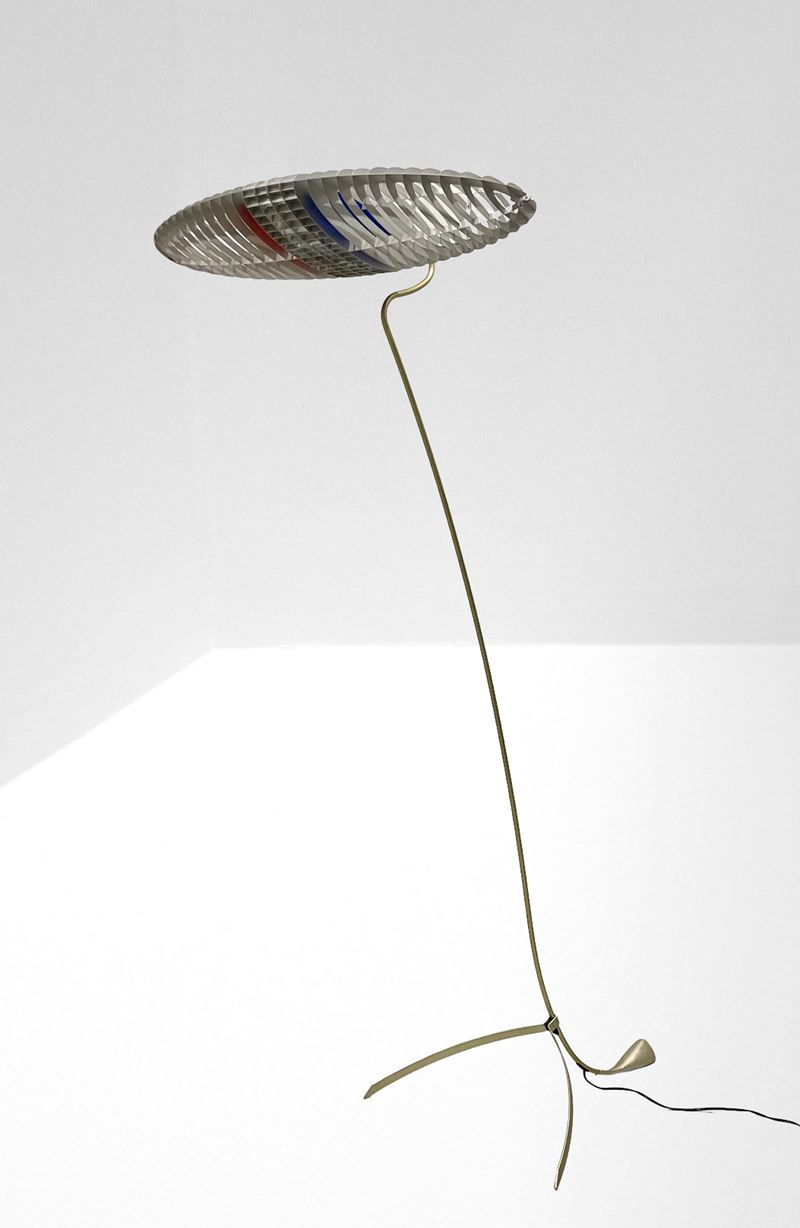 Lampada da Terra Titania di Alberto Meda e Paolo Rizzatto per Luceplan