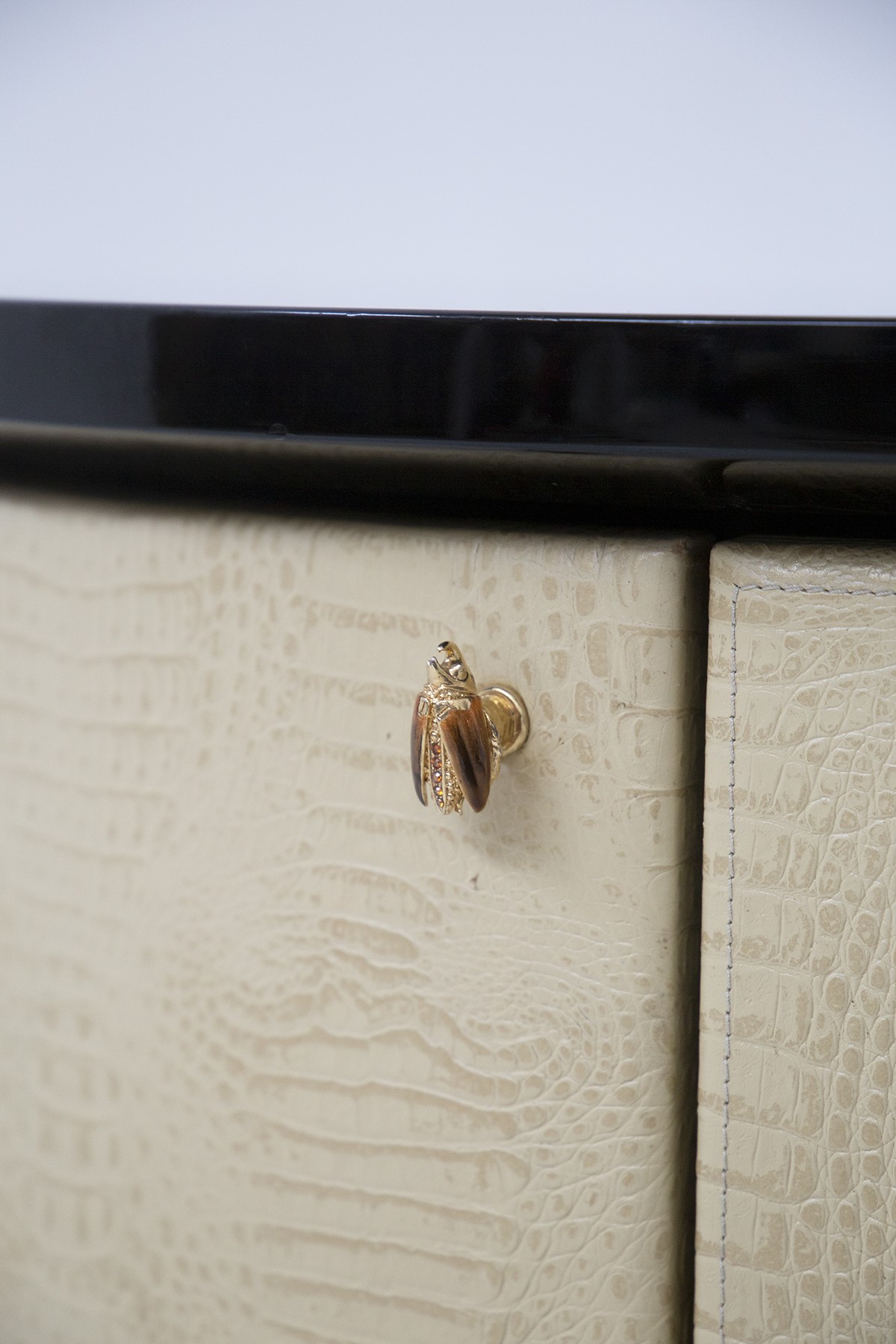 Cassettiera, etichetta originale